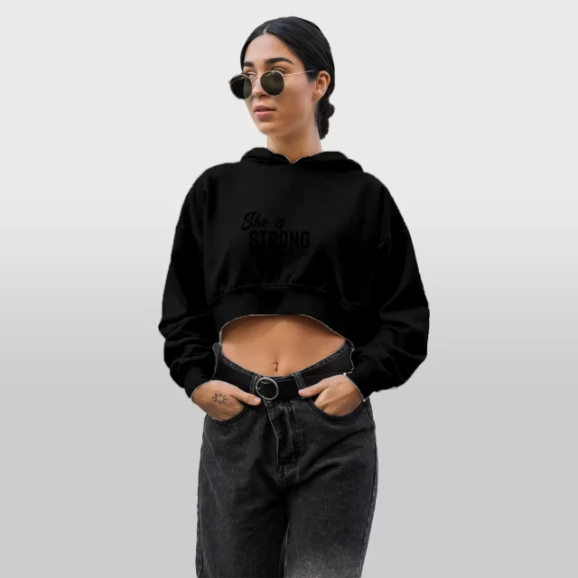 Hoodie Cropped She is Strong